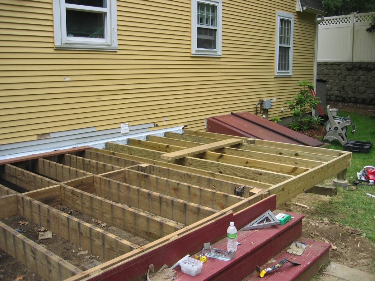 New Project Page – Pleasant St Deck